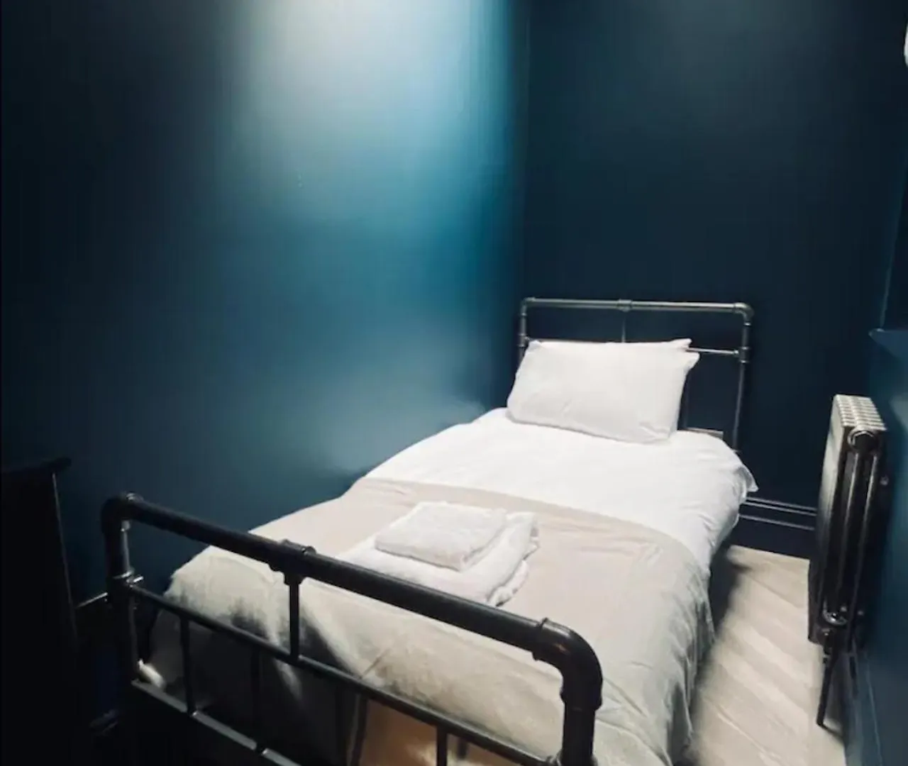 Apartment Ideal Location, Perfect Townhouse For Your Getaway Near Brighton Seafront And Pier , Blue House Short Lets United Kingdom